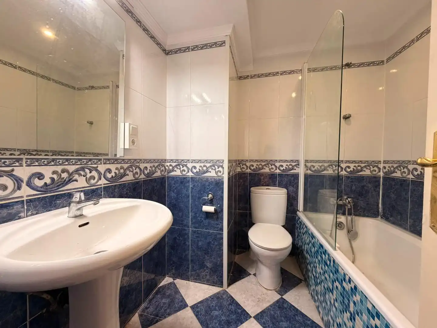 Flat for sale in CERVANTES, imagen 4