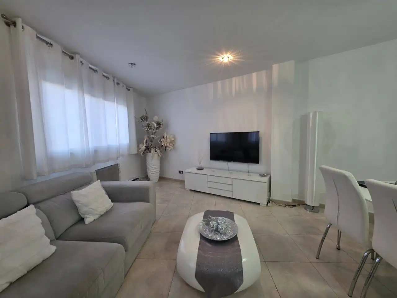 Sala d'estar de Apartament en venda en Manresa amb Aire condicionat, Calefacció i Moblat
