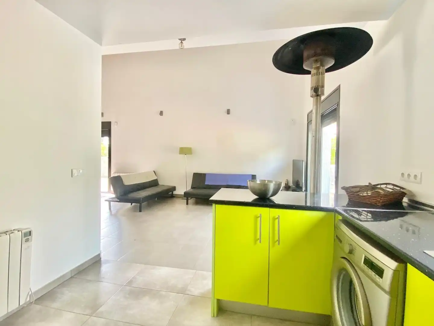 Cuina de Casa o xalet en venda en Cunit amb Calefacció, Jardí privat i Terrassa