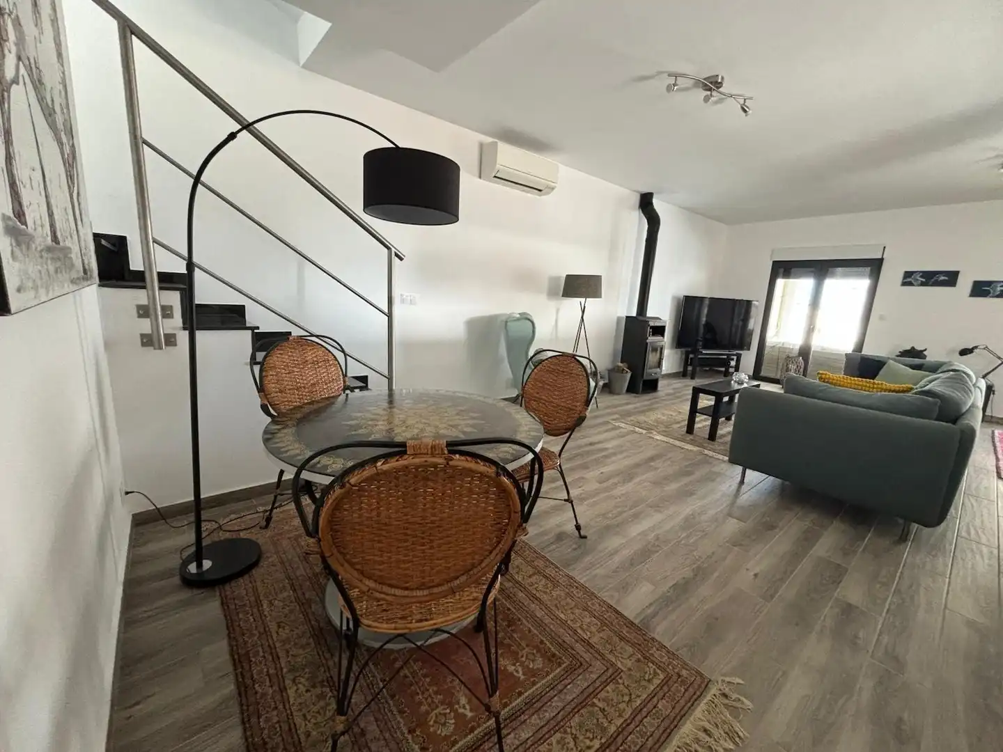 Sala d'estar de Casa o xalet en venda en Torrevieja amb Aire condicionat, Calefacció i Jardí privat