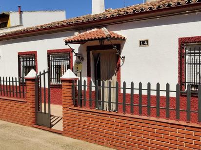 Exterior view of House or chalet for sale in Baños de la Encina  with Air Conditioner, Heating and Terrace