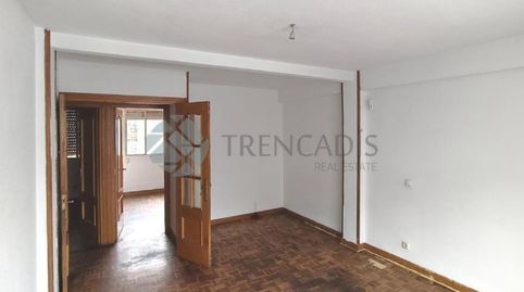 Piso de 3 dormitorios con terraza !  Bien ubicado !Vivienda de 71 m la venta en el barrio de San Fermín, Madrid.La vivienda está d, imatge 2