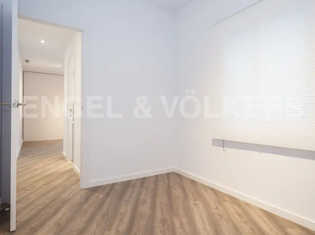 Attic for rent in Barcelona  with Air Conditioner, Heating and Parquet flooring