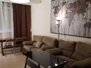 Sala de estar de Piso de alquiler en  Sevilla Capital con Aire acondicionado, Calefacción y Amueblado