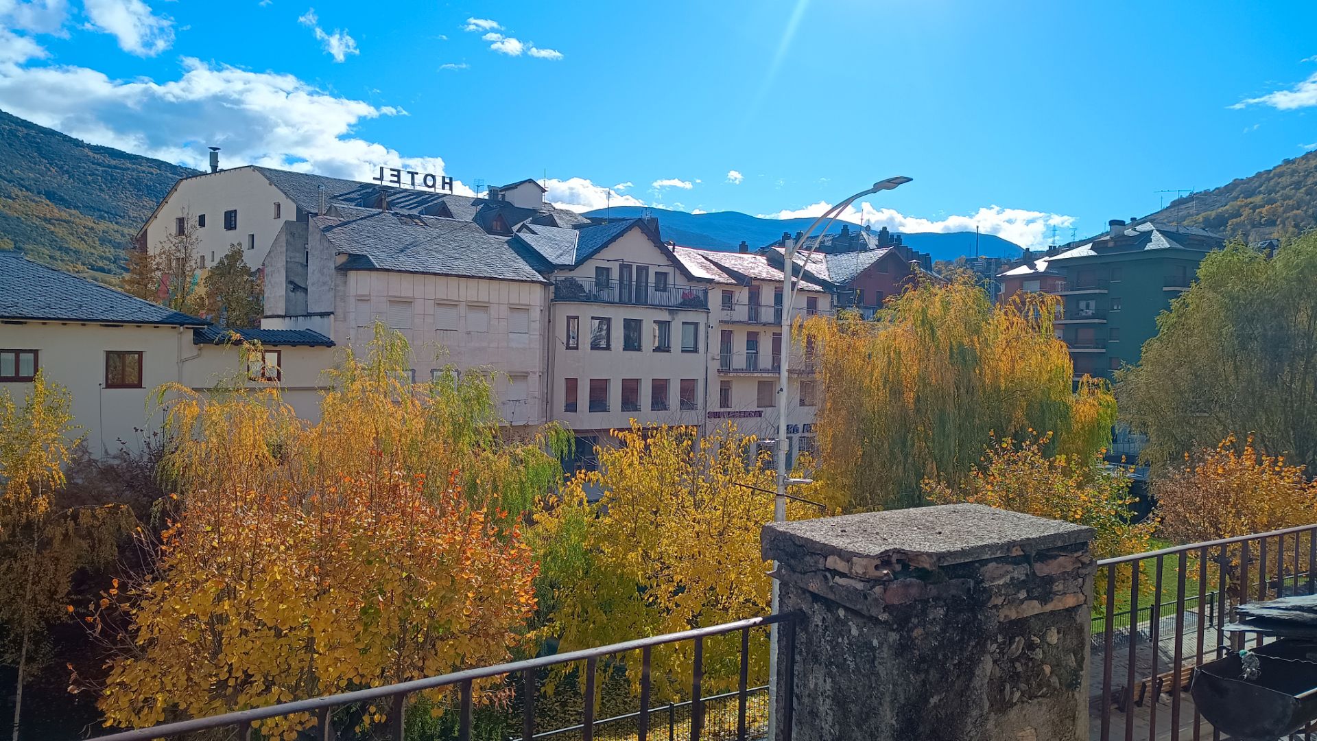 Exterior view of House or chalet for sale in Sort  with Terrace