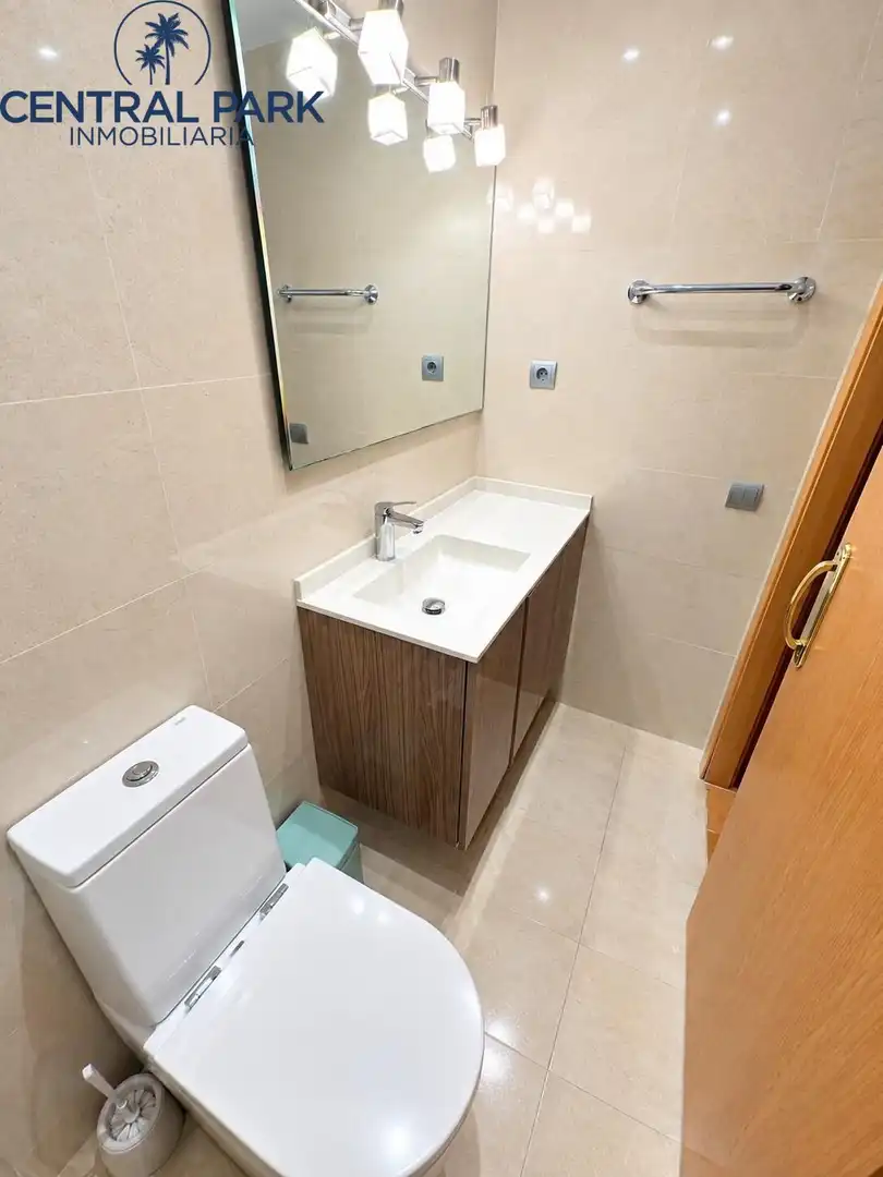 Apartament amb piscina en venda a Calle TORTOSA, imagen 22