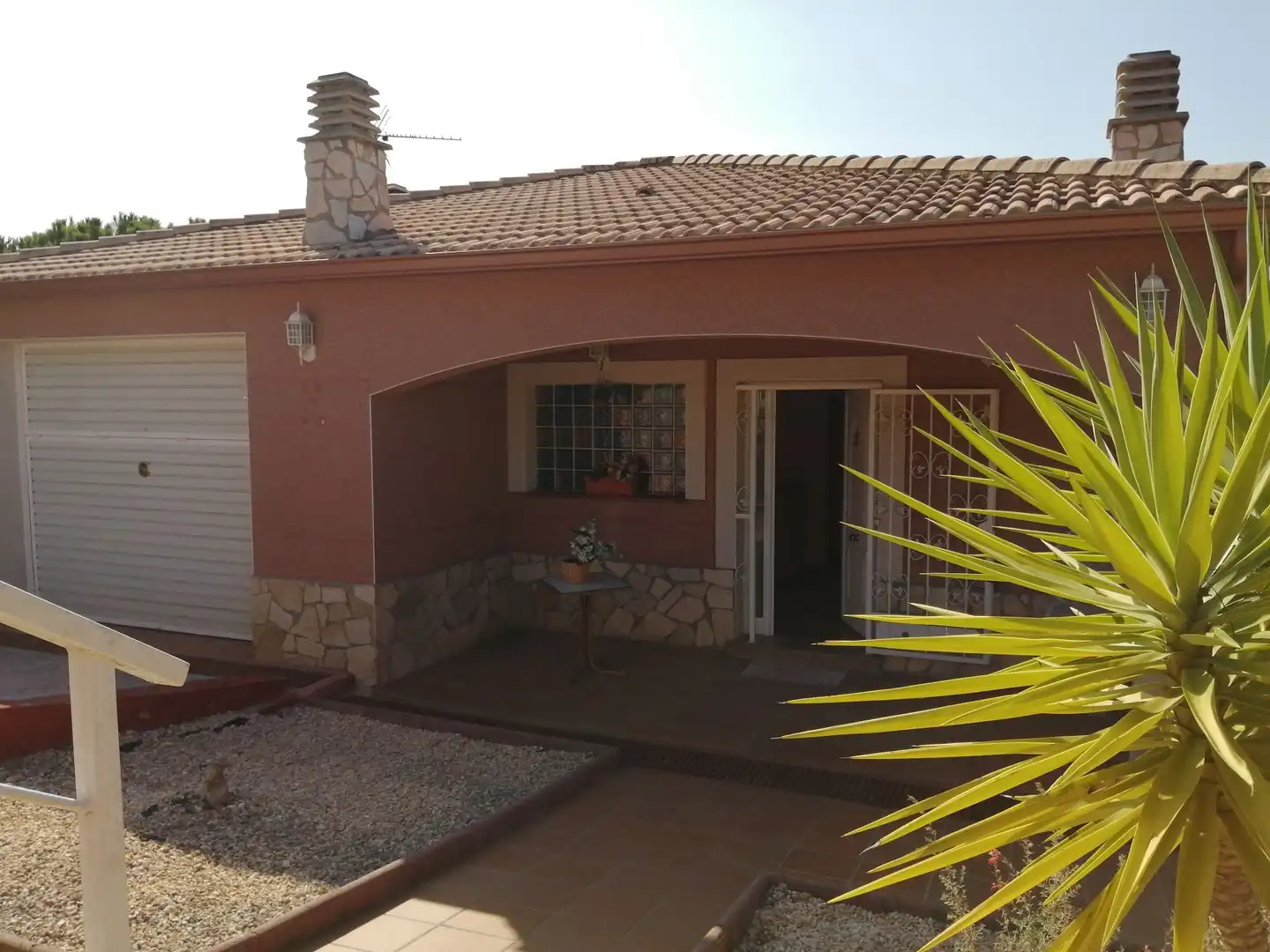 Vista exterior de Casa o xalet en venda en Lloret de Mar amb Aire condicionat, Calefacció i Jardí privat
