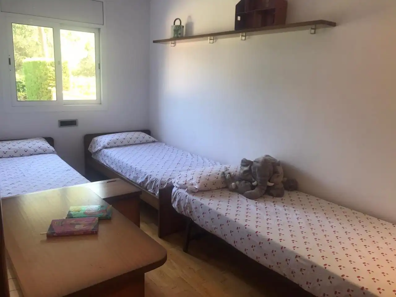 Habitación de Planta baja en venta en Castell d'Aro, Platja d'Aro i s'Agaró con Aire acondicionado, Terraza y Amueblado