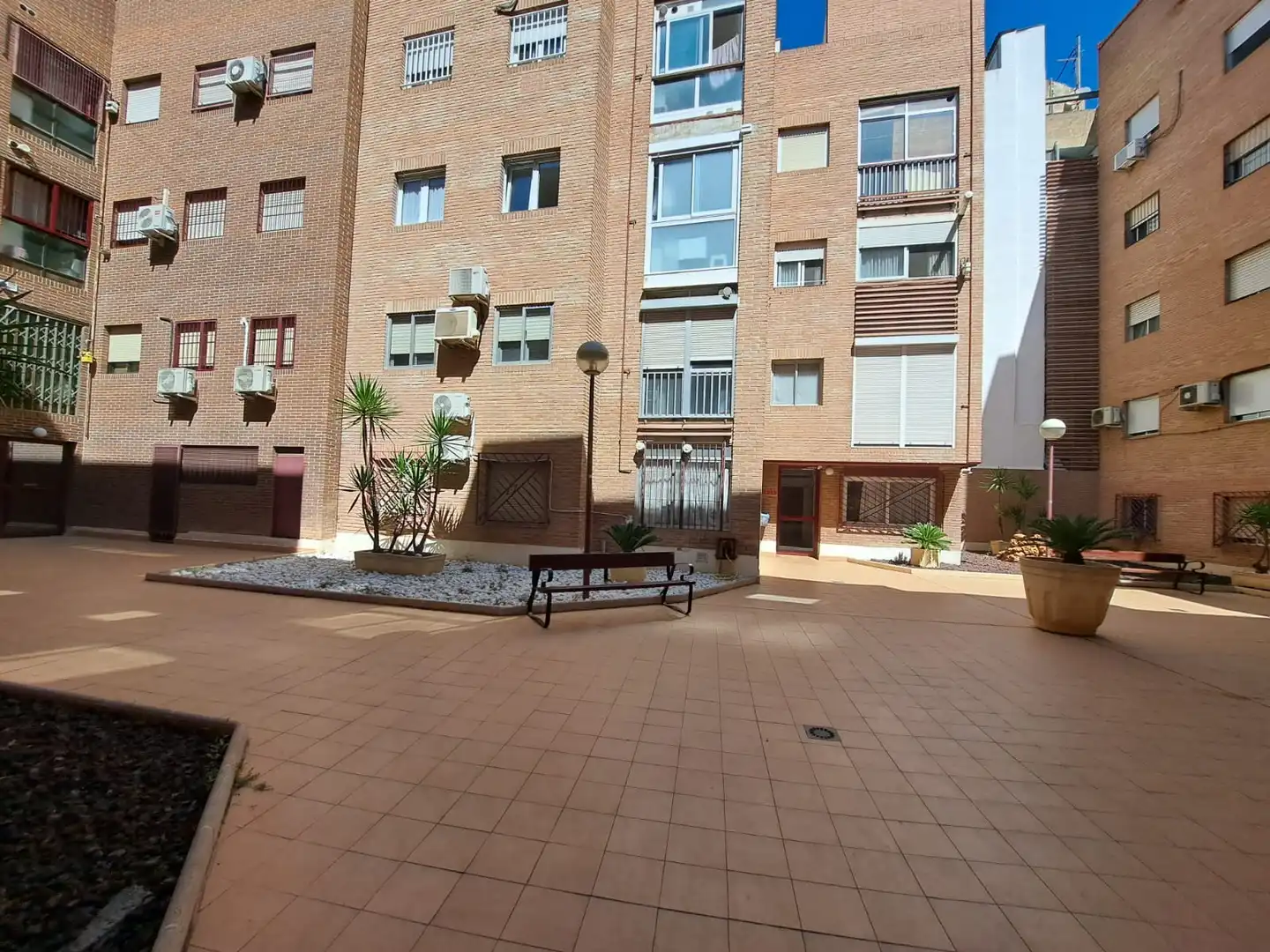 Außenansicht von Wohnung zum Verkauf in Murcia mit Klimaanlage, Heizung und Abstellraum
