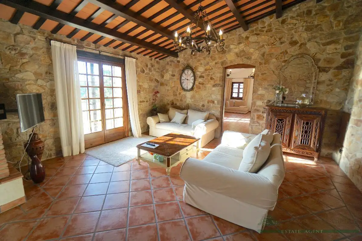 Living room of Country homes for sale in Castell d'Aro, Platja d'Aro i s'Agaró  with Air Conditioner, Heating and Terrace
