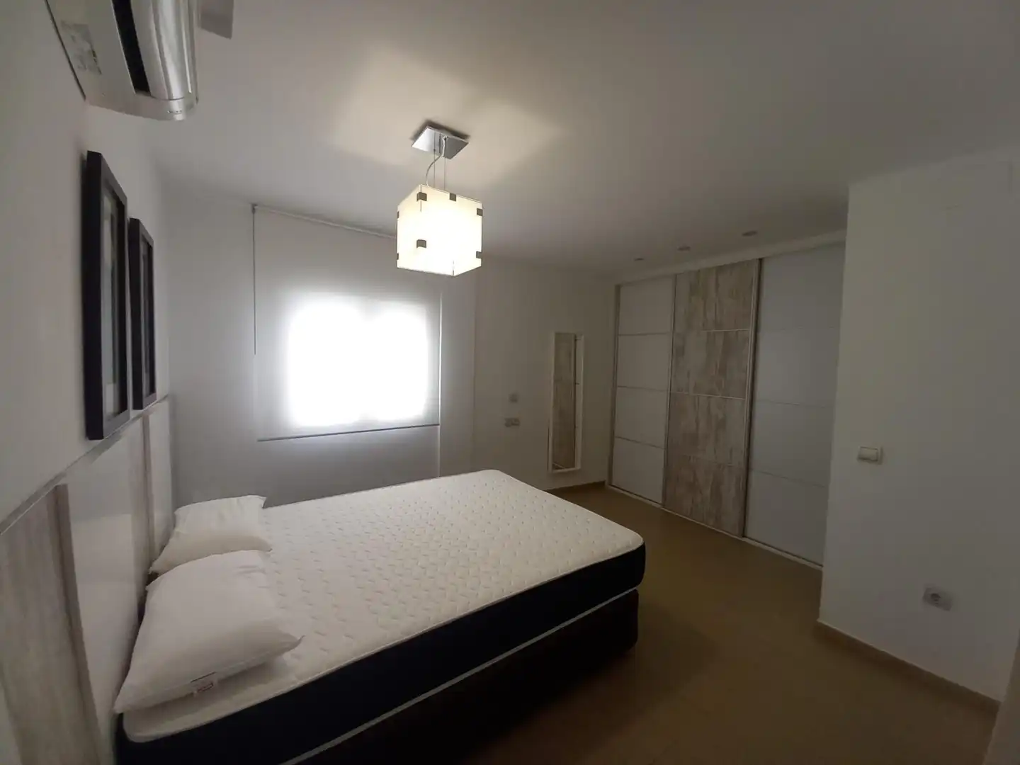 Habitación de Piso en venta en Córdoba con Aire acondicionado y Balcón