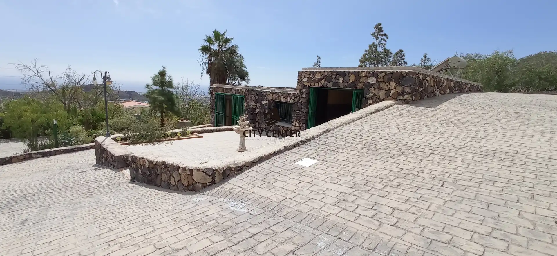 Exterior view of Detached homes for sale in San Miguel de Abona  with Private garden, Swimming Pool and Furnished