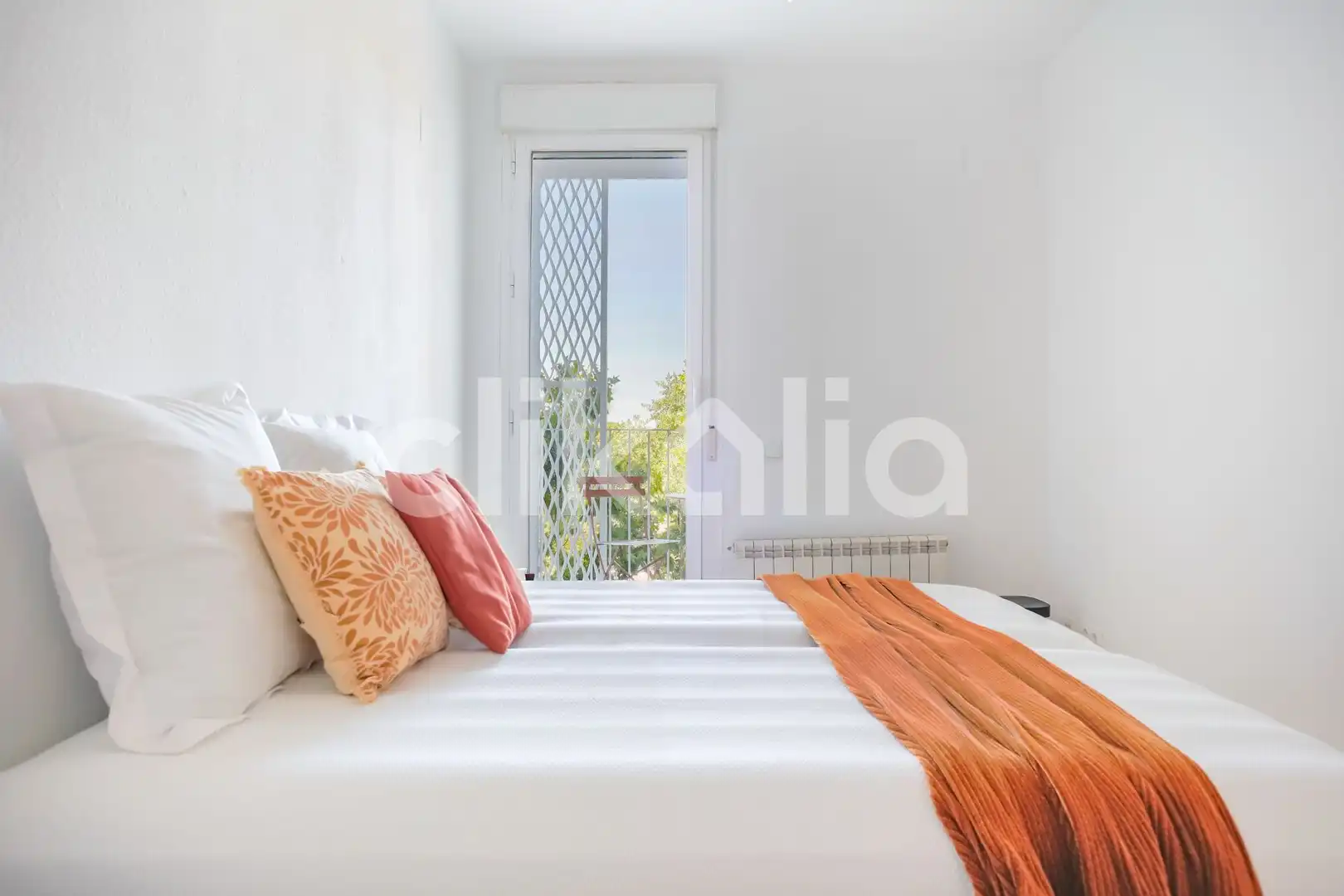 Bedroom of Flat for sale in Madrid  with Heating, Terrace and Storage room