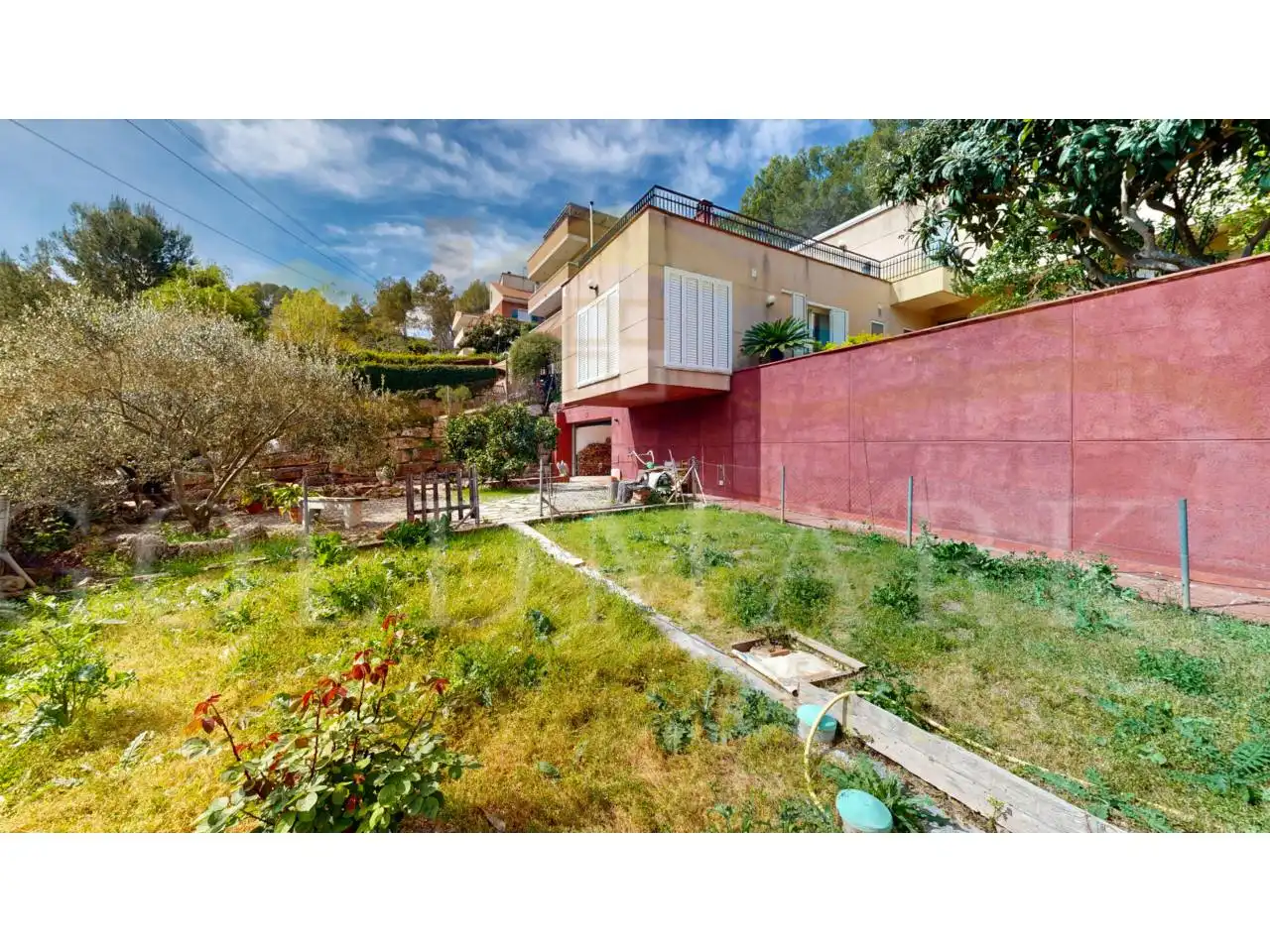 Jardí de Casa o xalet en venda en Corbera de Llobregat amb Aire condicionat, Calefacció i Jardí privat