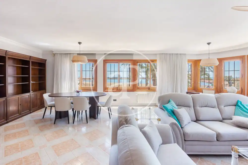 Sala de estar de Casa o chalet de alquiler en La Pobla de Farnals con Aire acondicionado, Calefacción y Jardín privado
