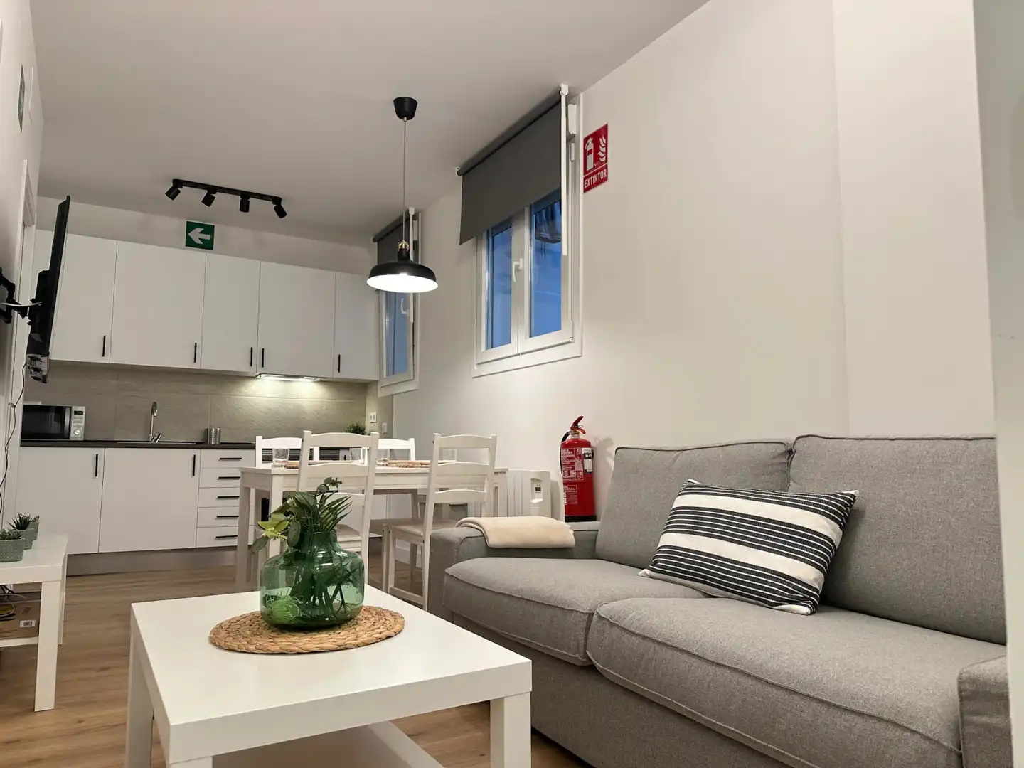 Sala de estar de Piso para compartir en Bellavistas - Hipercor