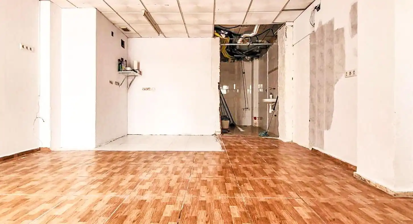 Local en venta en Gandia con Terraza