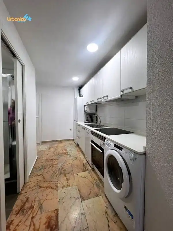Oficina amb ascensor en venda a Avenida  Sinforiano Madroñero, imagen 5
