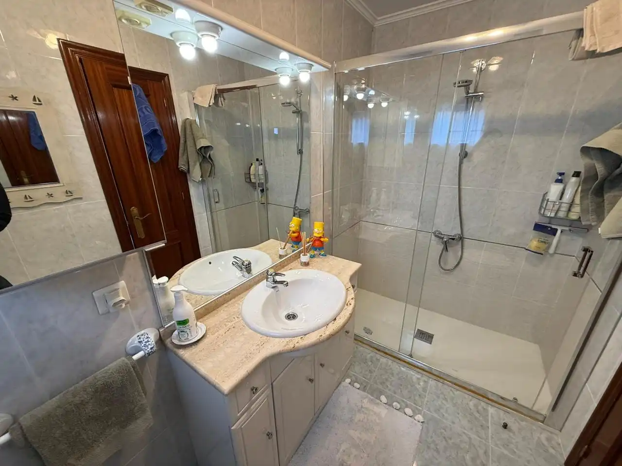 Baño de Casa o chalet en venta en Castro-Urdiales con Calefacción, Jardín privado y Terraza