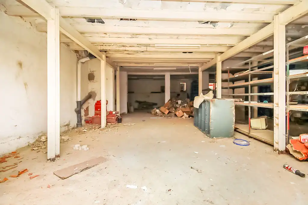 Local comercial en venda a C/ Joana Jugán, imagen 4
