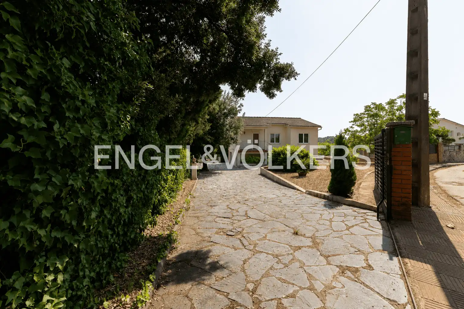 Casa amb jardí en venda a Cànoves I Samalús