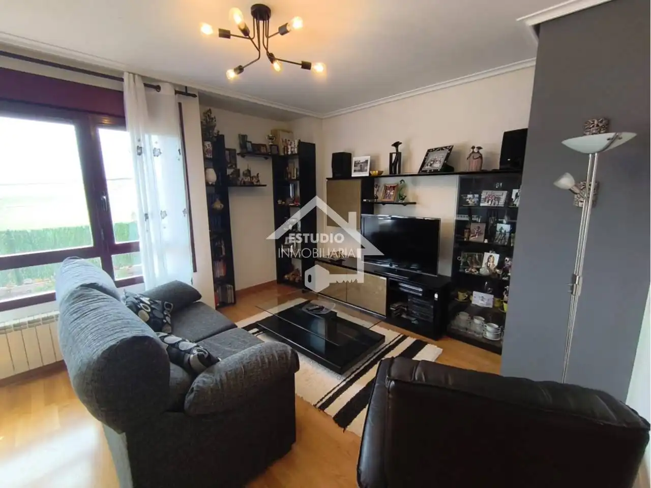 Casa amb piscina en venda a Calle Linares, imagen 52