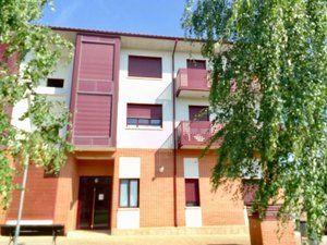 Exterior view of Flat for sale in Puente la Reina / Gares