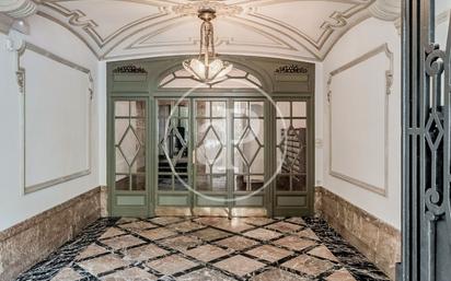 Flat for sale in  Madrid Capital  with Air Conditioner, Heating and Furnished