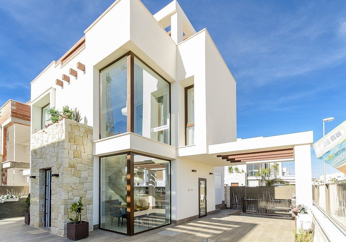 Exterior view of House or chalet for sale in Los Montesinos  with Air Conditioner, Private garden and Swimming Pool