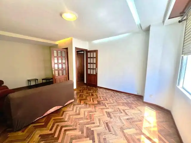 Sala de estar de Piso de alquiler en A Coruña Capital  con Parquet, Amueblado y Horno