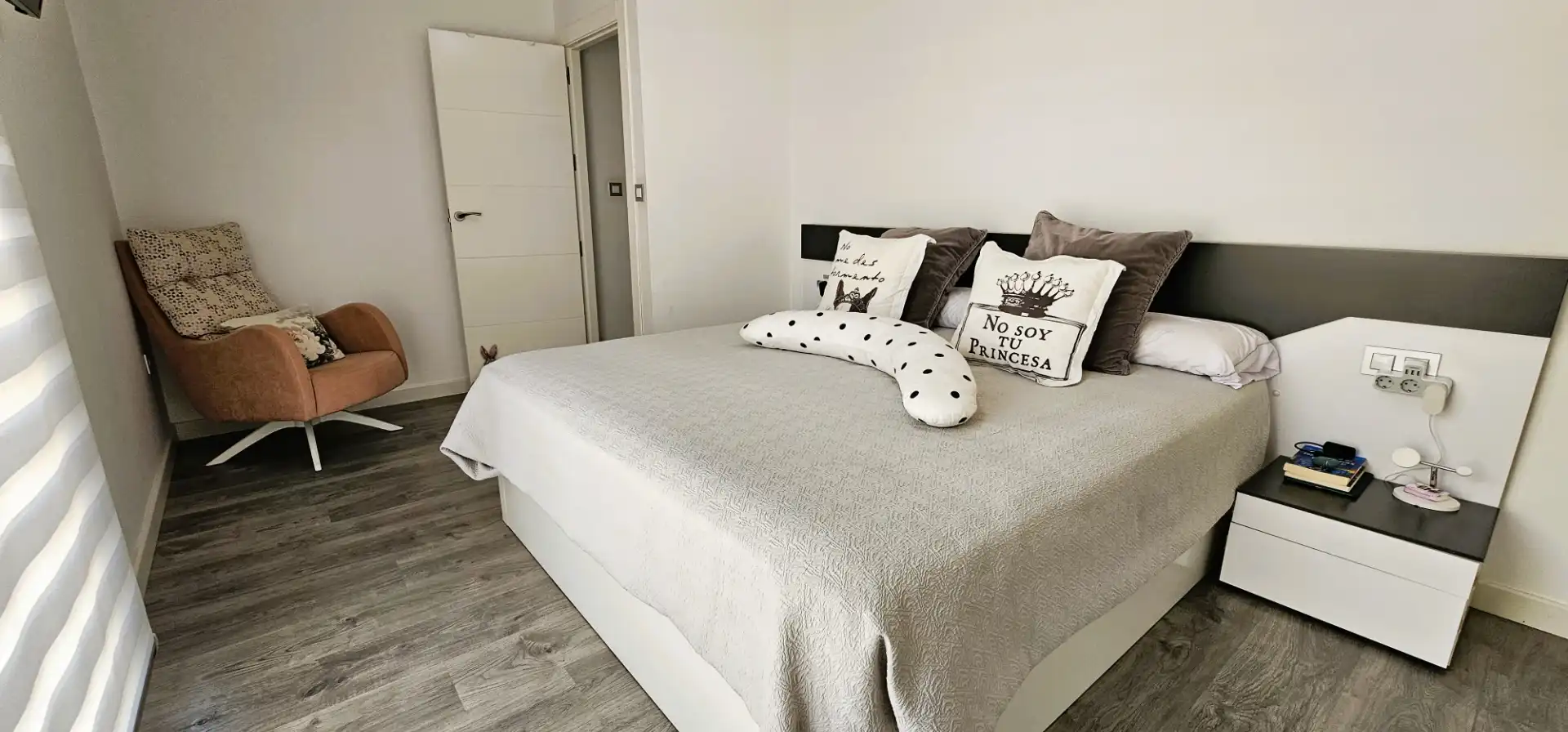 Habitación de Ático en venta en Totana con Aire acondicionado, Parquet y Terraza