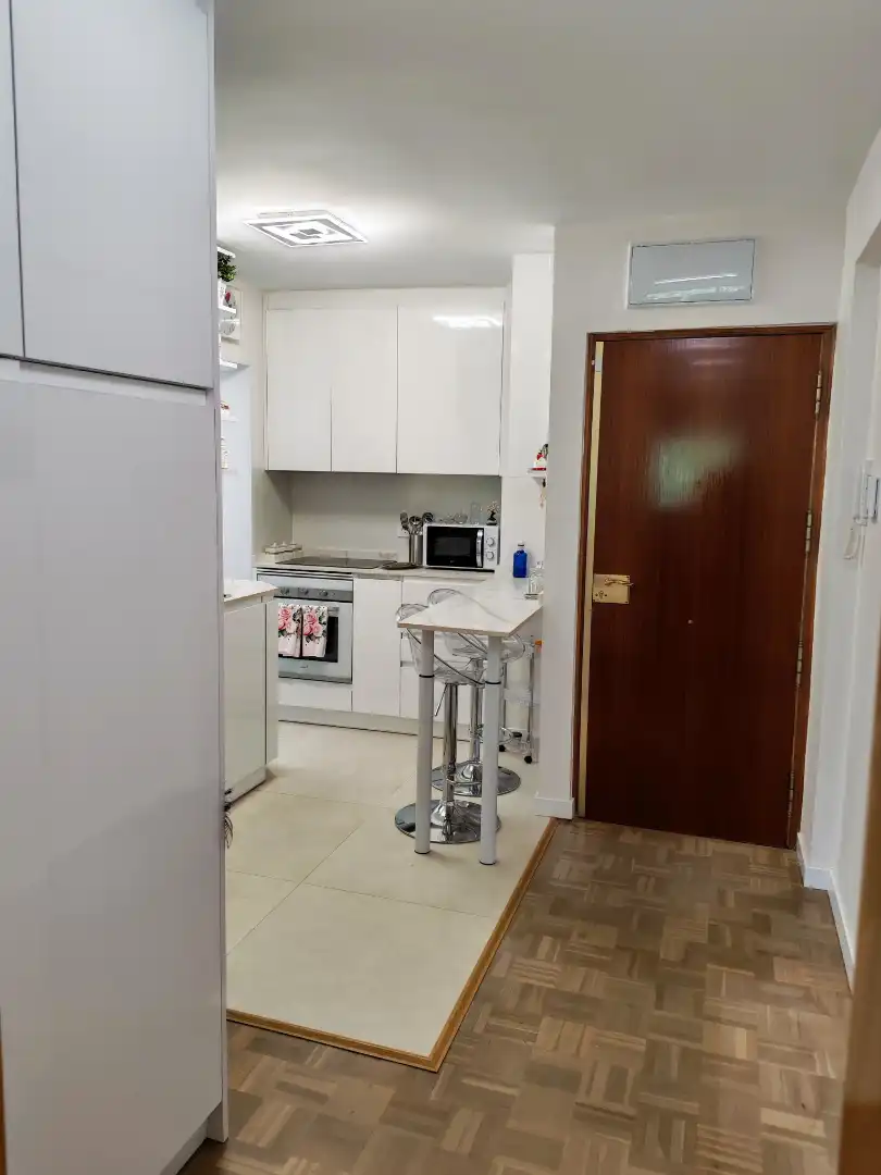 Cuina de Pis en venda en Madrid amb Calefacció, Moblat i Forn