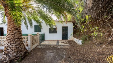Finca vitivinícola con una parcela de 26.000 m2, que cuenta actualmente con dos construcciones y ofrece la posibilidad de ampliar, imatge 2