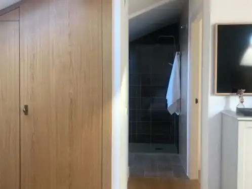 Bany de Pis en venda en Noez amb Aire condicionat, Calefacció i Jardí privat