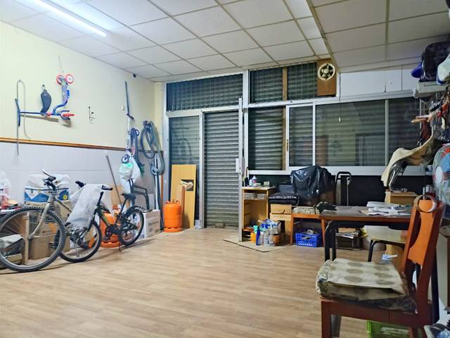 Local comercial en Venta en Avinguda d'Amèrica en Bellvitge