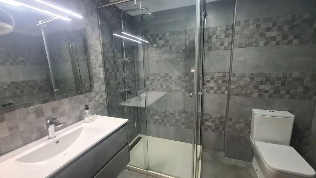 Bathroom of Attic for rent in Garrucha  with Air Conditioner, Terrace and Swimming Pool