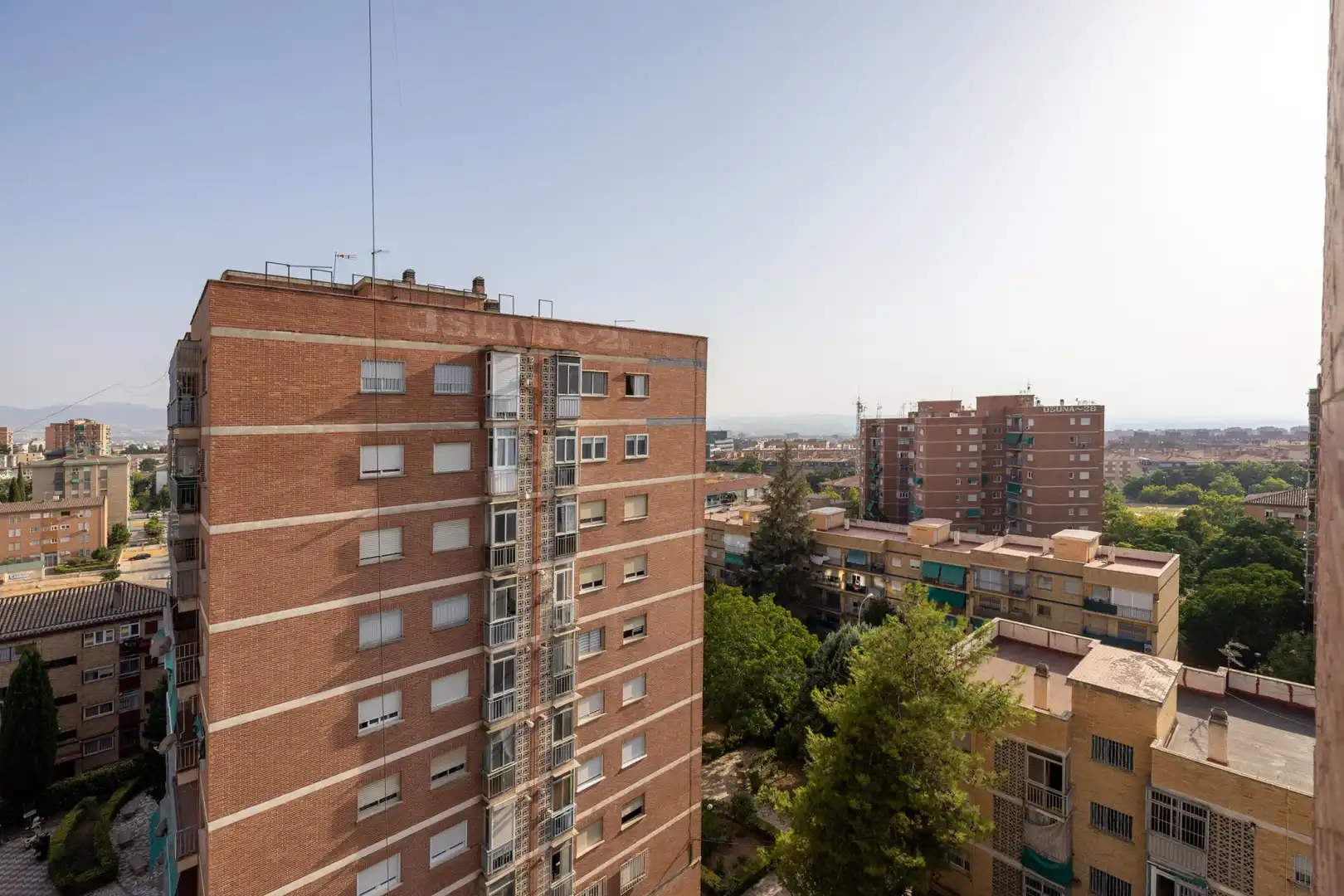Außenansicht von Wohnungen zum Verkauf in Granada mit Privatgarten