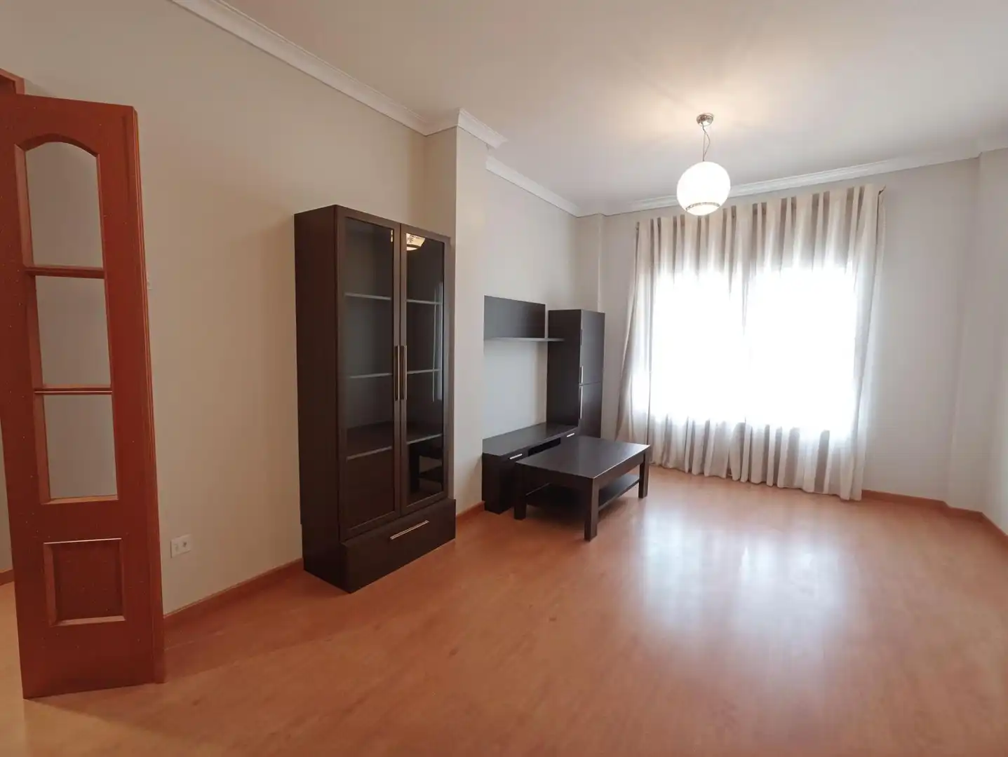 Living room of Flat for sale in La Roda  with Air Conditioner, Heating and Furnished