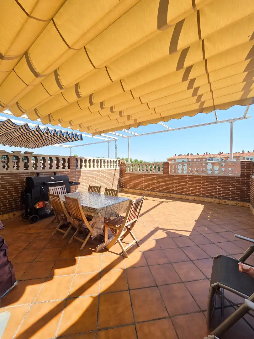 Terrace of Detached homes for sale in Getafe  with Air Conditioner, Heating and Parquet flooring