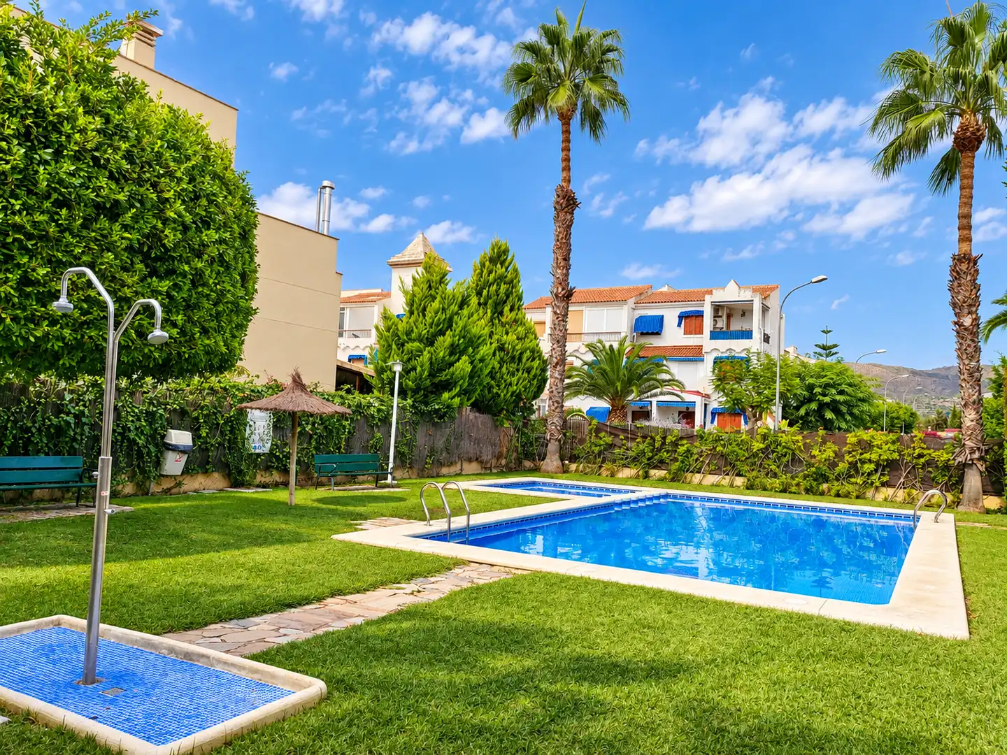 Swimming pool of Detached homes for sale in Pueblo Español - Coveta Fumá
