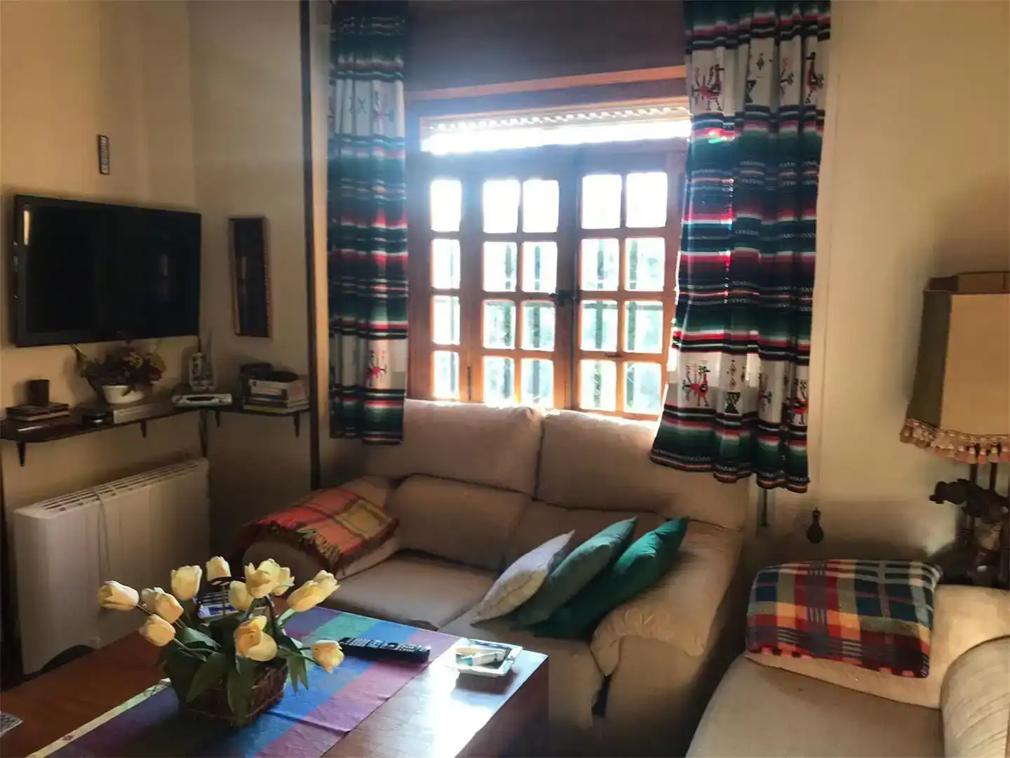 Sala de estar de Piso en venta en Micereces de Tera con Jardín privado, Piscina y Amueblado