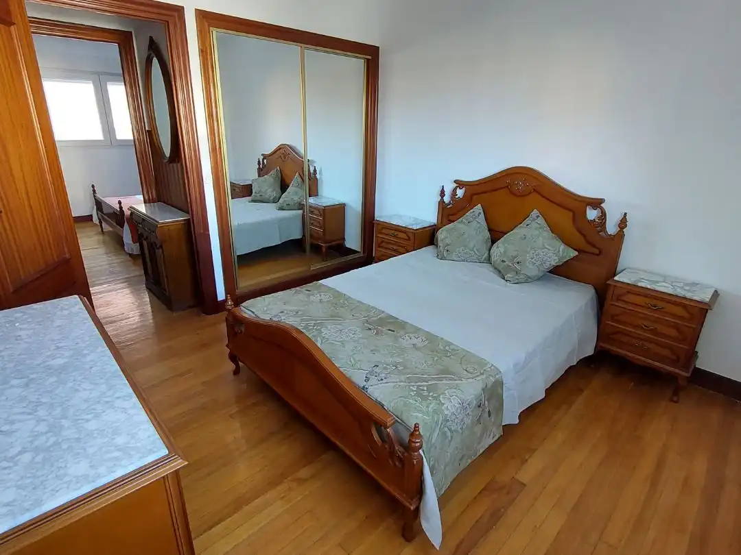 Habitación de Piso en venta en Santoña con Balcón