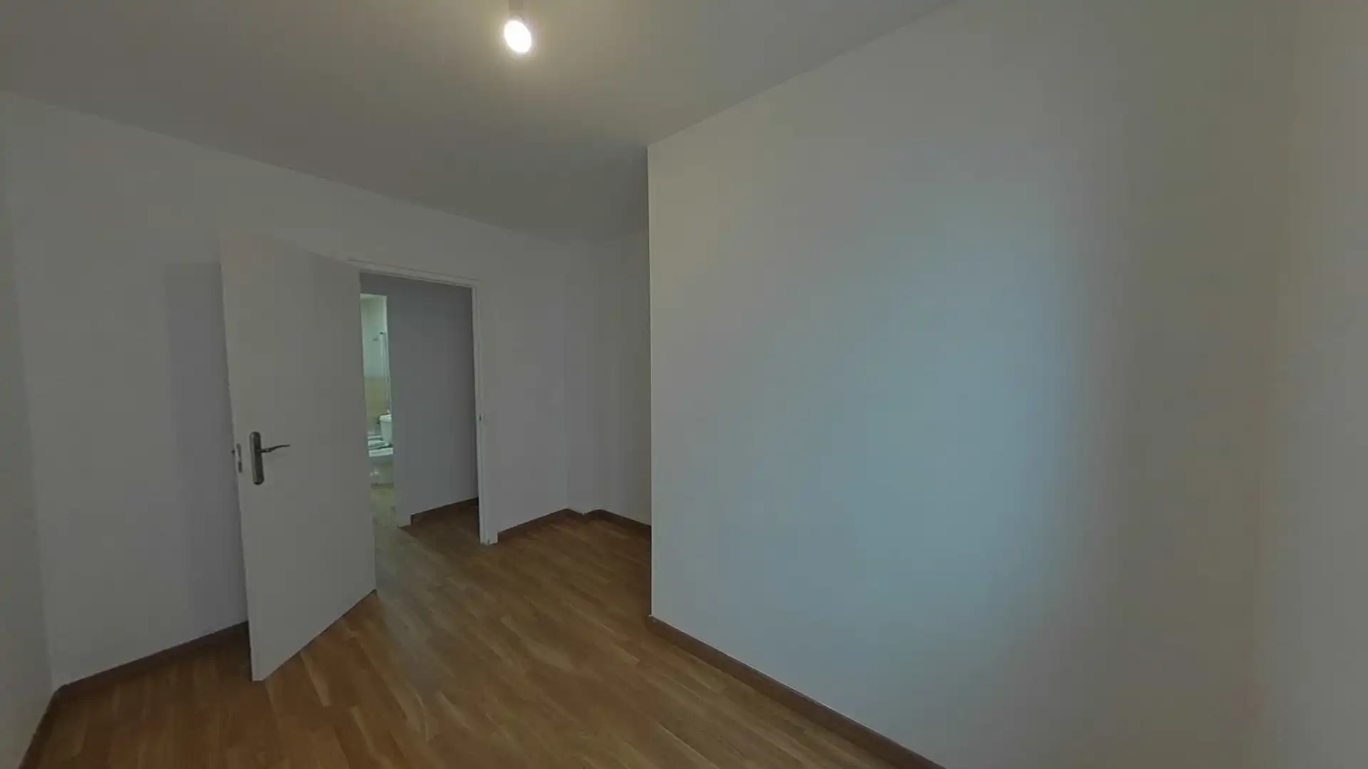 Schlafzimmer von Maisonette zum Verkauf in Cornellà de Llobregat