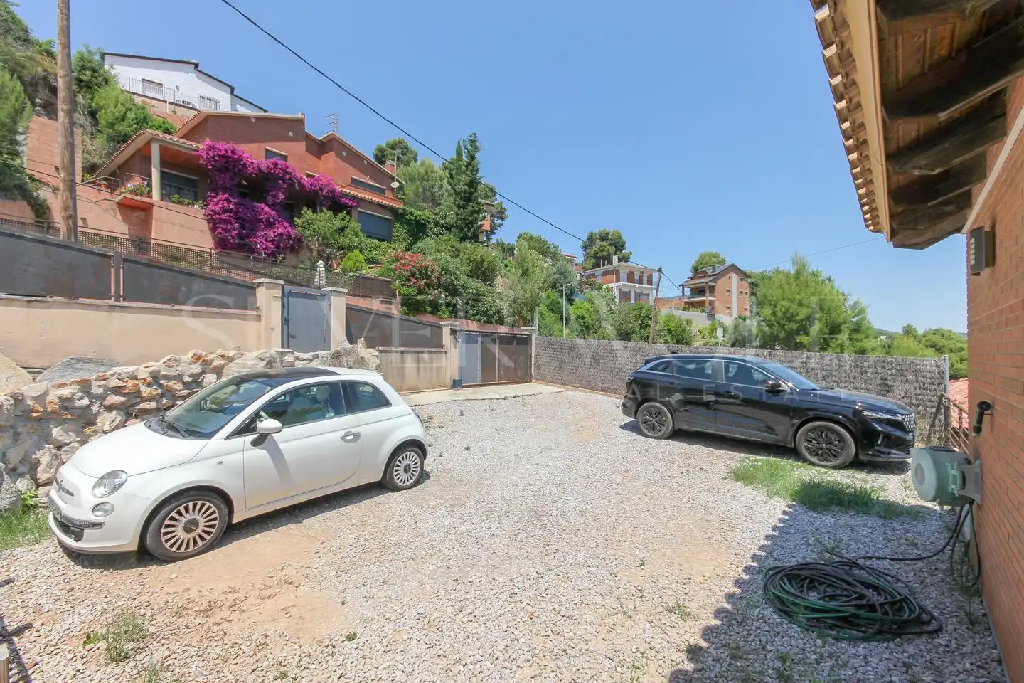 Parking de Casa o chalet en venta en Vallirana con Aire acondicionado, Calefacción y Jardín privado
