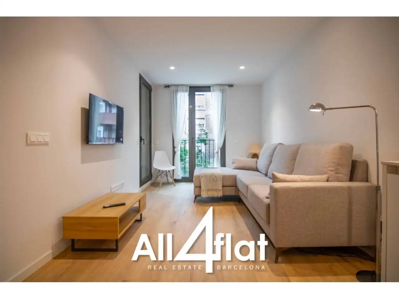 Exterior view of Flat for rent in Barcelona  with Air Conditioner, Heating and Furnished