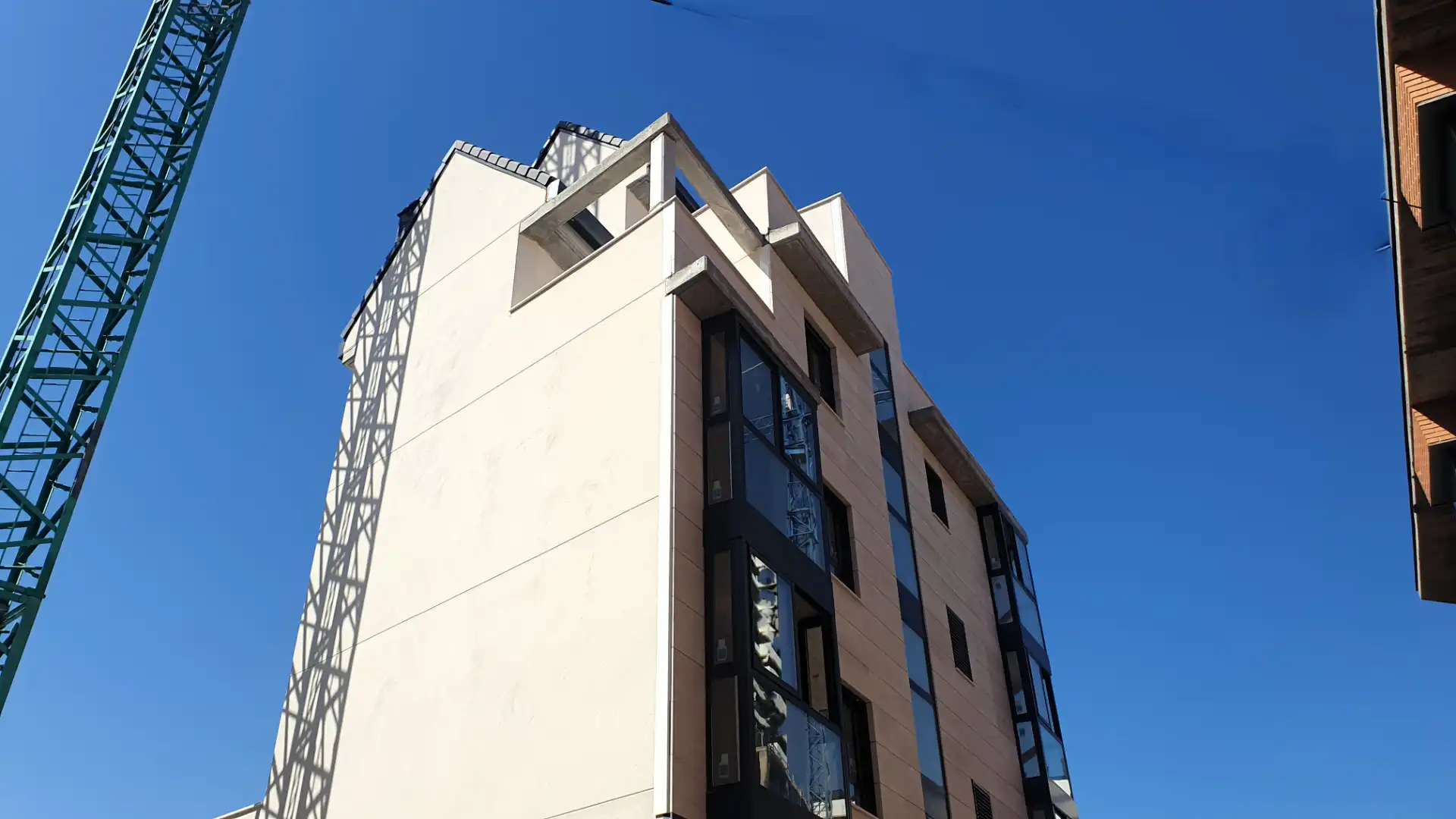 Edifici en venda a Valdeacederas