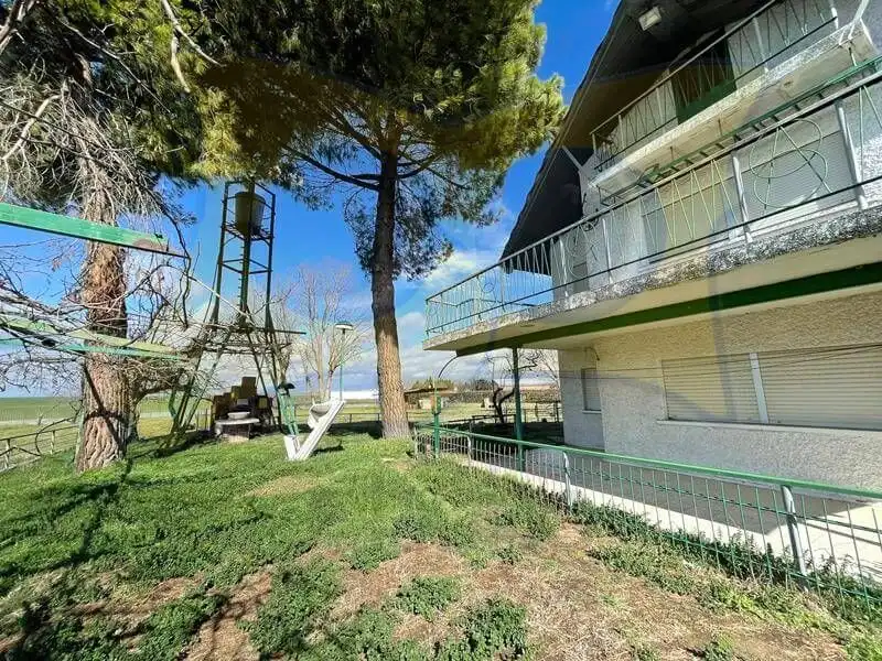 Vista exterior de Casa o chalet en venta en Galindo y Perahuy