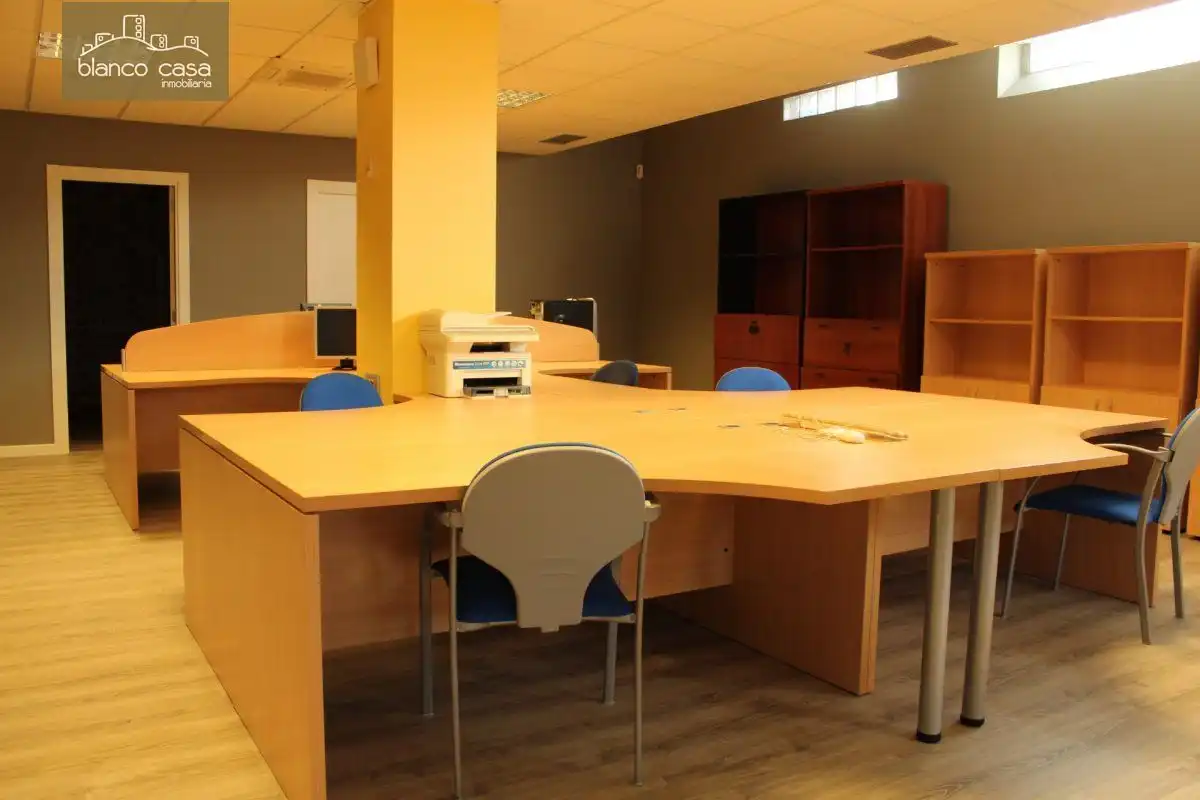 Local commercial à vendre à Carballo, imagen 7