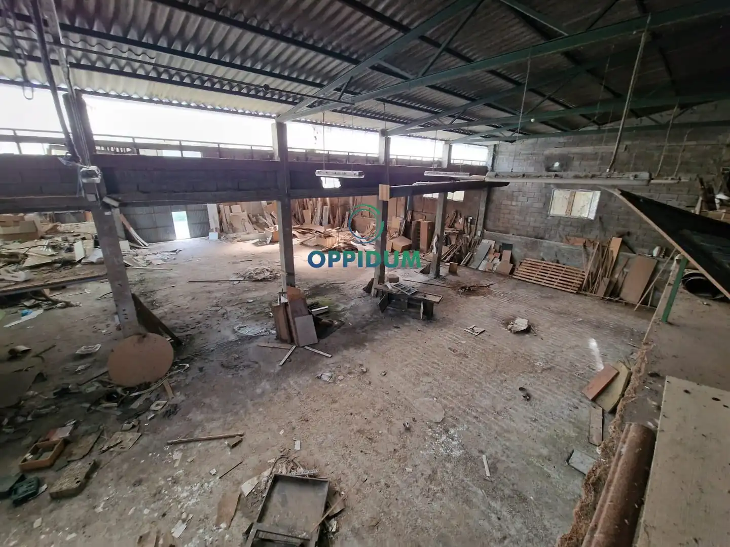 Industrial buildings for sale in Touro