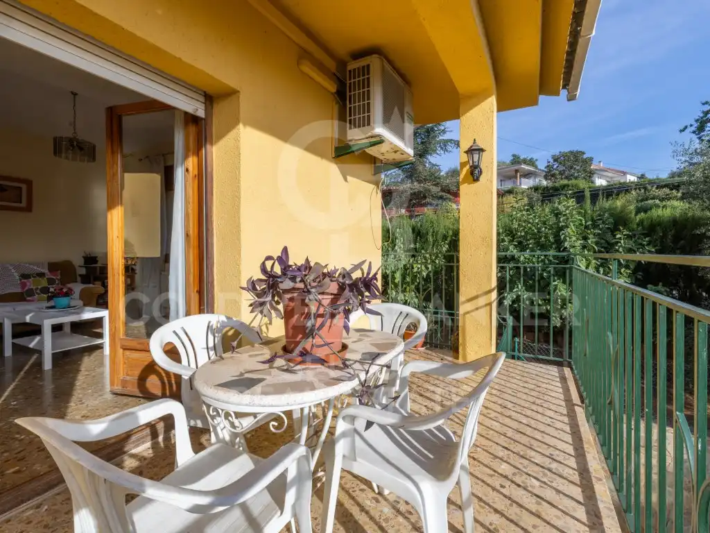 Terrassa de Casa o xalet en venda en Castellar del Vallès